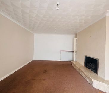 Carron Crescent, East Dunbartonshire, Bishopbriggs, G64 1HE - Photo 1