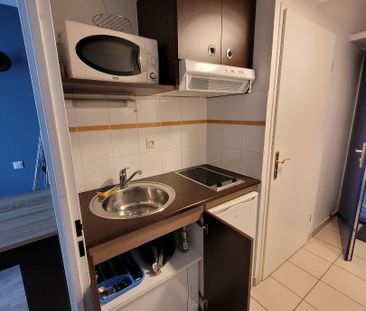 Location Appartement 1 pièce 19m² - Photo 4