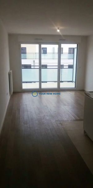 À LOUER BEAU STUDIO A GARCHES DISPONIBLE LE 01/04/23 AVEC TERRASSE ET PARKING - Photo 1