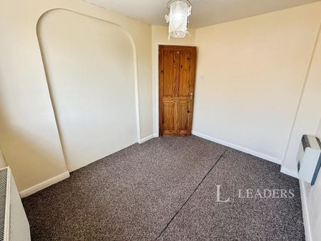 3 bedroom terraced house to rent - Photo 3