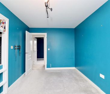 4 bedroom detached house to rent - Photo 4