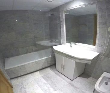 Avenida de la Albufera, Madrid, Community of Madrid 28038 - Photo 6