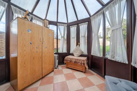 3 bedroom detached house to rent - Photo 5