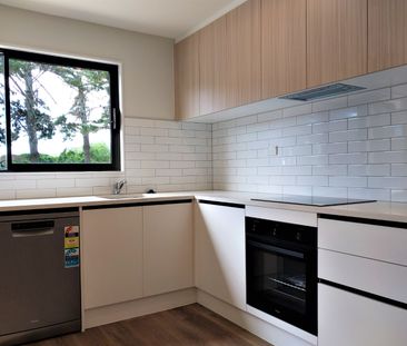 3 Bdrm Townhouse with 1 Car Park - Photo 5