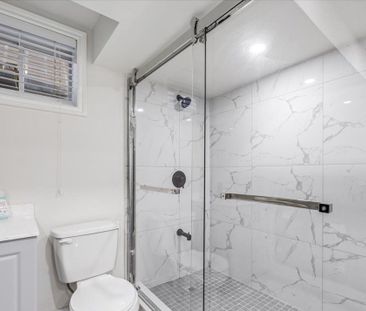 For Lease - 833 Farmstead Drive, Milton, Ontario - Photo 3