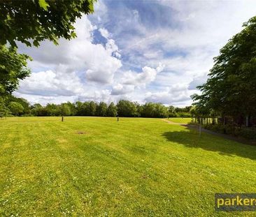 Gabriels Square, Lower Earley, Reading, Berkshire, RG6 - Photo 3