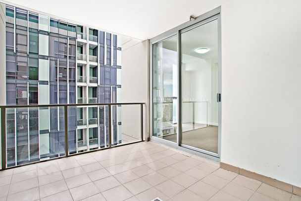 Modern one bedroom apartment for lease!! - Photo 1