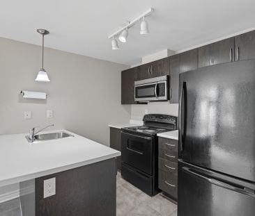 For Lease - 330 Everest Private Unit# A, Elmvale Acres and Area, On... - Photo 2