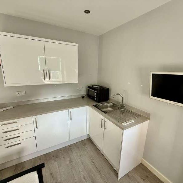 Russell Road, Felixstowe, Suffolk, IP11 - Photo 1