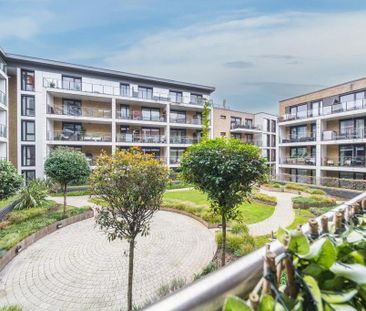 3 bedroom flat to rent - Photo 4