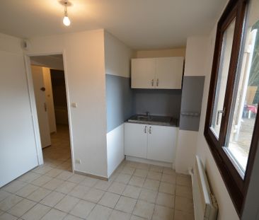 Location Appartement 2 pièces 40m² MOULINS LES METZ 57160 - Photo 1