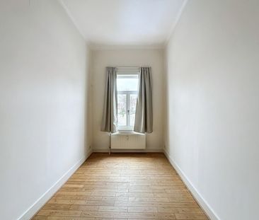 Appartement te huur in Ixelles - Photo 4