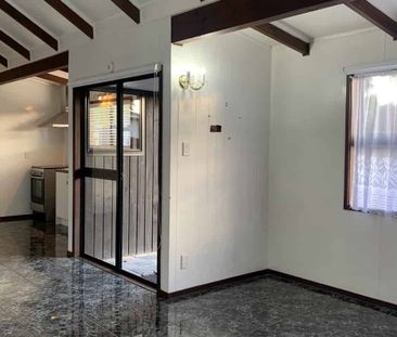 Cute 2 bedroom home - Photo 1