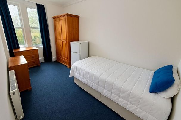 House share to rent - Photo 1