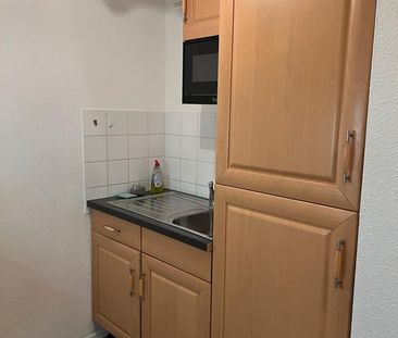 Schöne Seniorenwohnung 2,5 Zimmer - Nachmieter gesucht - Photo 6