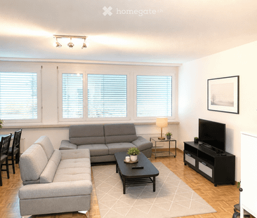Best-Value Furnished 3.5-Room Apartment with Large Balcony in Basel City Center - Photo 1