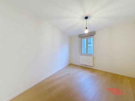 Recente woning met tuin en ondergrondse standplaats in hartje Brugge - Photo 4