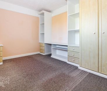 3 bedroom end of terrace house to rent - Photo 4