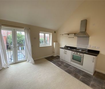 Parsons Close, Fernwood, Newark, Nottinghamshire, NG24 - Photo 3