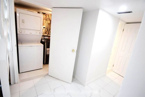 For Lease - 112 Leland Street Unit# Bsmt Room, Hamilton, Ontario - Photo 1