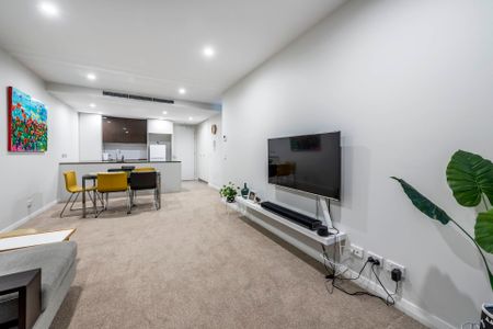 144/46 Macquarie Street, Barton. - Photo 4