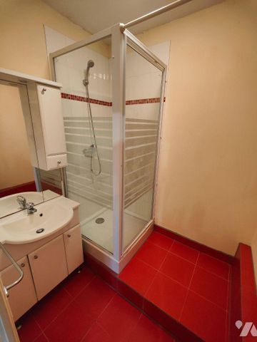 A louer à BREAL SOUS MONTFORT - Maison indépendante de caractère située à l'entrée du bourg de... - Photo 4