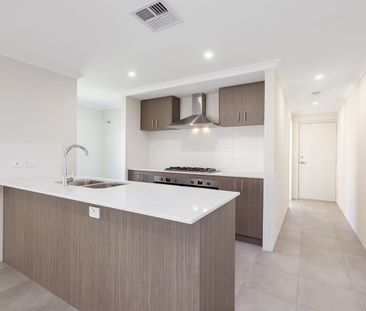 Modern Family Sanctuary - Photo 4