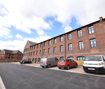 1, Viaduct Road, Leeds, West Yorkshire, LS4 2BG - Photo 6