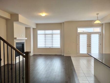 For Lease - 44 Settlers Road, Oakville, Ontario - Photo 5