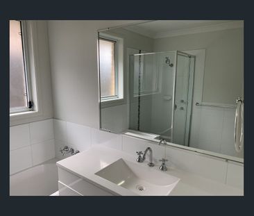 FOUR BEDROOM FAMILY HOME - Photo 6