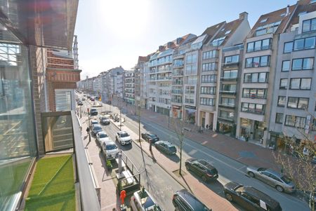 Centraal gelegen appartement met zonnig balkon op wandelafstand van de zeedijk - Photo 3