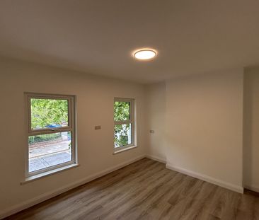 2 Donegall Avenue, Belfast, BT12 6LX - Photo 6