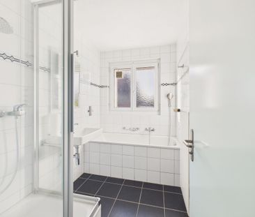 Exklusives Wohnen in Stallikon Moderne 4.5-Zimmer-Wohnung mit Züric... - Photo 4