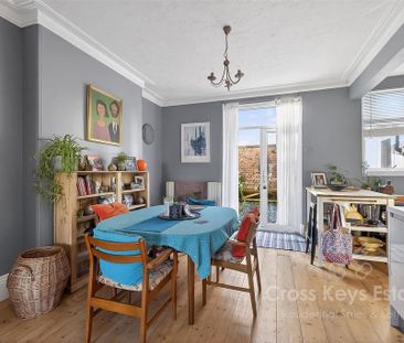 4 bedroom terraced house to rent - Photo 5