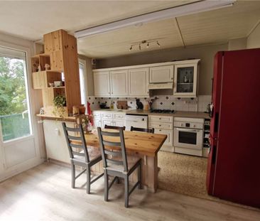 Location Appartement 4 pièces 67m² ST MARCELLIN 38160 - Photo 3