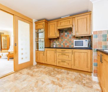 2 Bed Flat, Hafferty Court, S5 - Photo 3