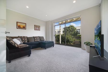 Family home Stonefields - Photo 5