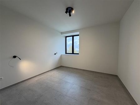 Appartement te huur - Foto 2