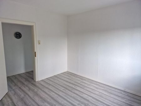 3Zimmer/Küche/Bad/Balkon in Herford-Stiftberg, neu saniert +ruhig - Photo 3