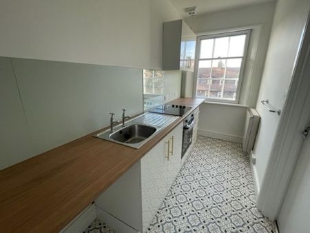 1 bedroom flat to rent - Photo 5