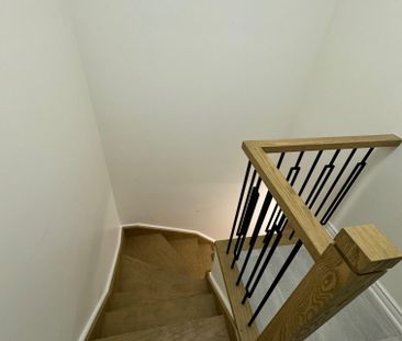 For Lease - Bsmt 56 Crystal Drive, Richmond Hill, Ontario - Photo 2