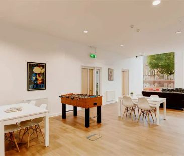 Penthouse Studio - Photo 1
