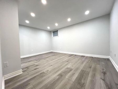 For Lease - 126 Thicketwood Boulevard, Whitchurch-Stouffville, Ontario - Photo 3