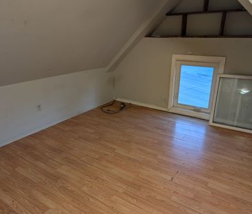 For Lease - 276 Hamilton Road Unit# UPPER, London East, Ontario - Photo 2