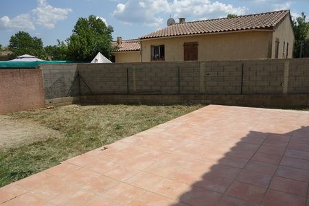 Location Maison 4 pièces 97m² ST GENIES DE MALGOIRES 30190 - Photo 4