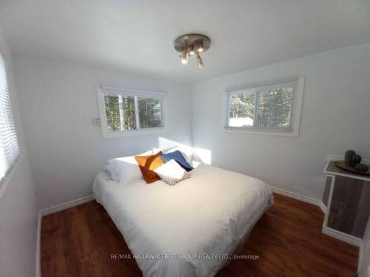 Detached Home For Lease | X112 - Photo 1