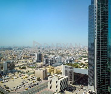 Dubai skyline View| Deluxe Suite | Spacious - Photo 5