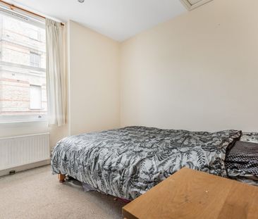 3 Bed Flat, Brook Drive, SE11 - Photo 2