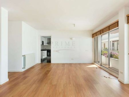 3 room luxury Flat for rent in Dafundo (Cruz Quebrada-Dafundo), Oeiras, Lisbon - Photo 3