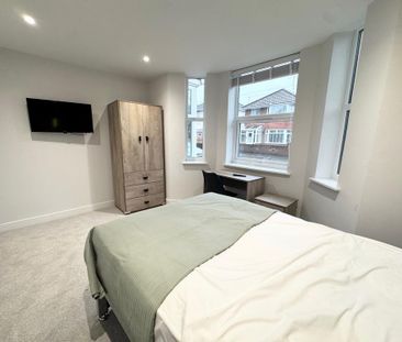 1 bedroom in a house share to rent - Photo 4